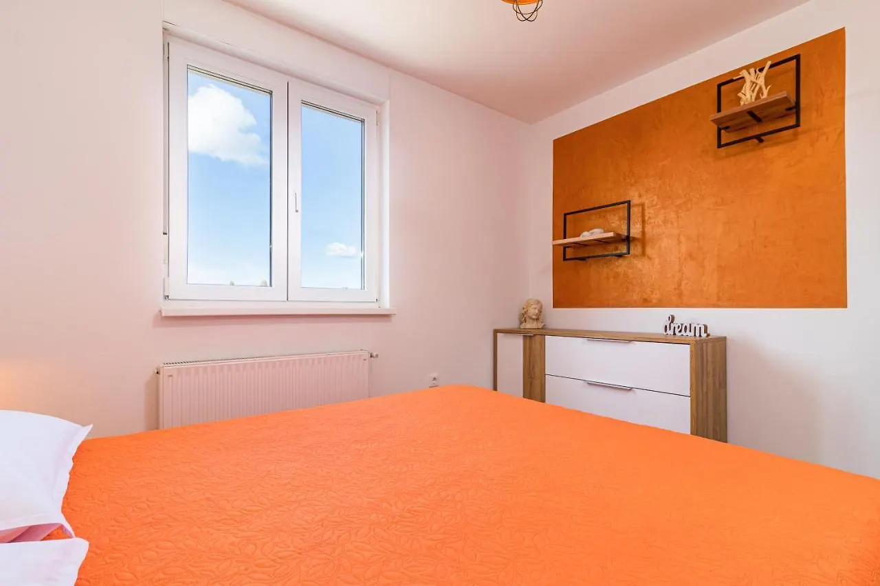 Lovely Apartment Near Centar Pula Croatia