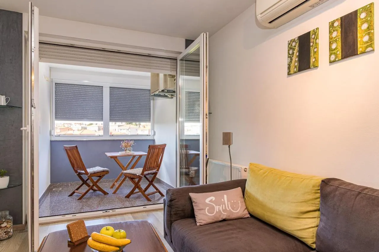 Lovely Apartment Near Centar Pula